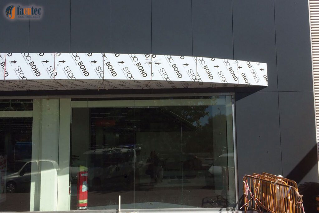 Instaladores de fachadas ventiladas de panel composite de aluminio STACBOND en Madrid