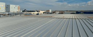 Instaladores de cubiertas engatilladas de aluminio Kalzip